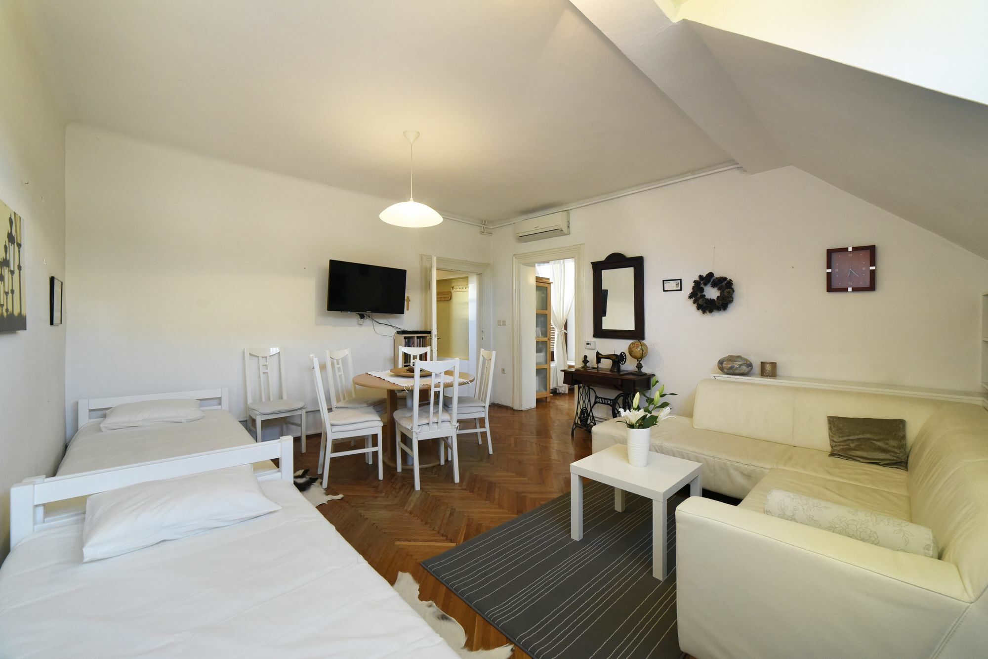 Main Square Central Apartment Zagreb Exteriör bild